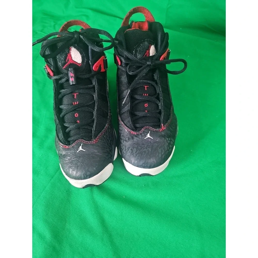 Size 5.5 Youth- Jordan 6 Rings Bred Preowned